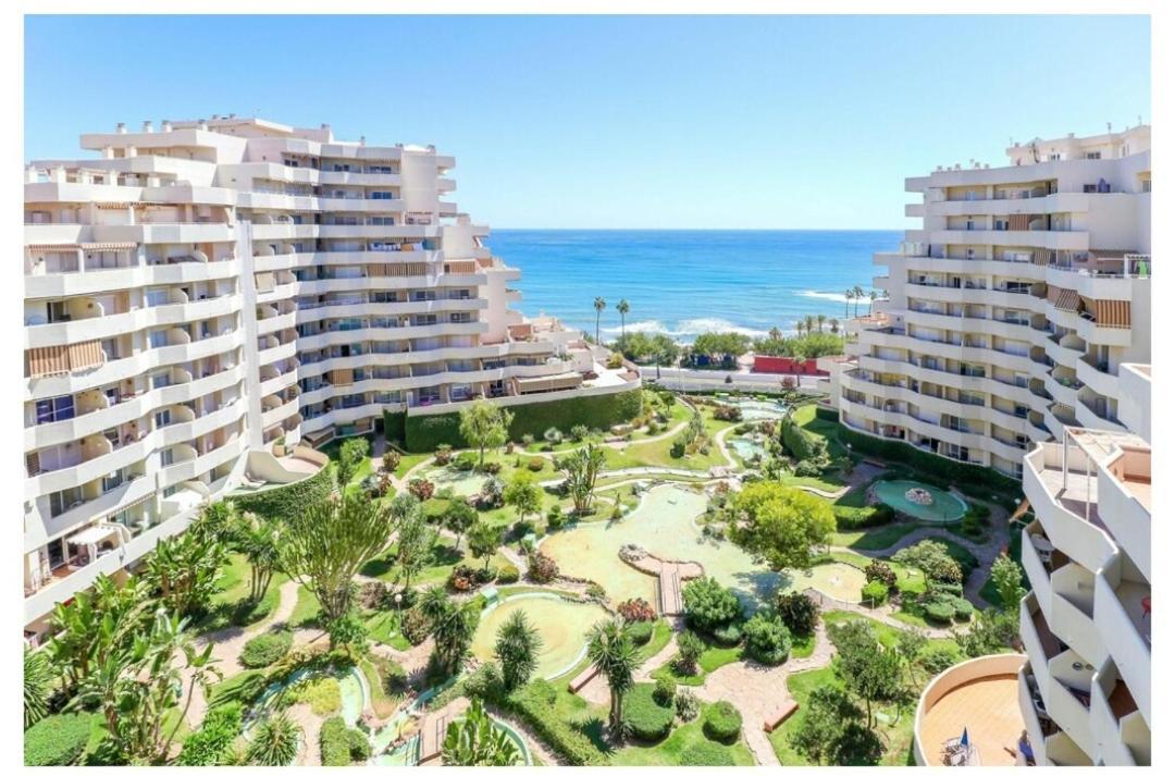 Benalbeach Casa Kito Dreams 1ª Linea Playa Benalmadena Exterior photo